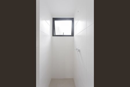 Casa à venda com 177m², 3 quartos e 2 vagas Casa à venda com 177m², 3 quartos e 2 vagasBanheiro