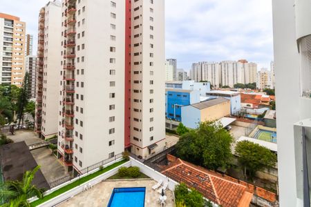 Apartamento à venda com 117m², 3 quartos e 2 vagasVaranda