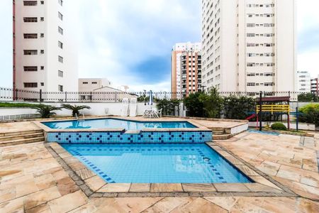 Apartamento à venda com 117m², 3 quartos e 2 vagasPiscina