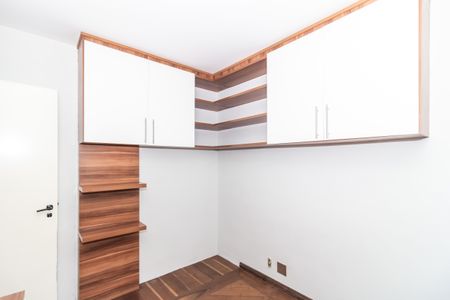 Apartamento à venda com 117m², 3 quartos e 2 vagasQuarto 2