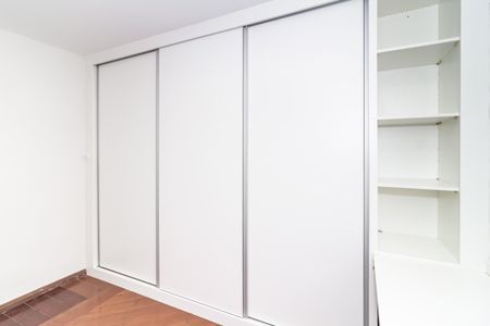 Apartamento à venda com 117m², 3 quartos e 2 vagasQuarto 1