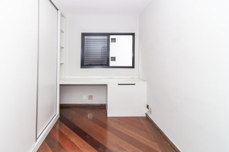 Apartamento à venda com 117m², 3 quartos e 2 vagasQuarto 1