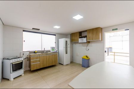 Apartamento para alugar com 44m², 2 quartos e 1 vaga Apartamento para alugar com 44m², 2 quartos e 1 vagaÁrea comum - Salão de festas