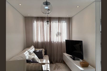 Sala de apartamento para alugar com 2 quartos, 44m² em Jardim Iris, São Paulo