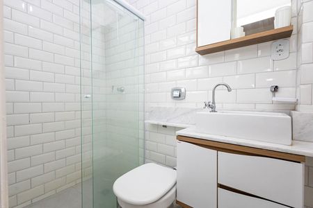 Studio à venda com 28m², 1 quarto e sem vaga Studio à venda com 28m², 1 quarto e sem vagaBanheiro