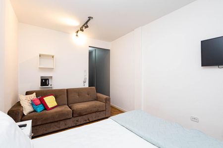 Studio à venda com 28m², 1 quarto e sem vaga Studio à venda com 28m², 1 quarto e sem vagaStudio