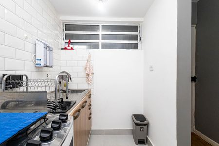 Studio à venda com 28m², 1 quarto e sem vaga Studio à venda com 28m², 1 quarto e sem vagaCozinha