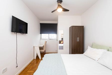 Studio à venda com 28m², 1 quarto e sem vaga Studio à venda com 28m², 1 quarto e sem vagaStudio