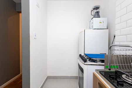 Studio à venda com 28m², 1 quarto e sem vaga Studio à venda com 28m², 1 quarto e sem vagaCozinha