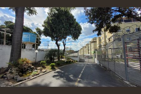 Apartamento à venda com 100m², 2 quartos e 1 vaga Apartamento à venda com 100m², 2 quartos e 1 vagaFachada