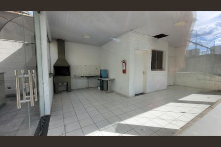 Apartamento à venda com 100m², 2 quartos e 1 vaga Apartamento à venda com 100m², 2 quartos e 1 vagaÁrea comum - Salão de festas