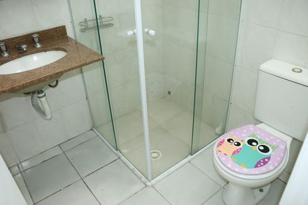 Casa de condomínio para alugar com 100m², 3 quartos e 2 vagasBanheiro