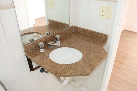 Casa de condomínio para alugar com 100m², 3 quartos e 2 vagasBanheiro da Suíte