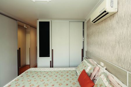 Apartamento à venda com 122m², 3 quartos e 2 vagasSuíte 1