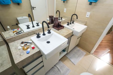 Apartamento à venda com 122m², 3 quartos e 2 vagasBanheiro da Suíte 1