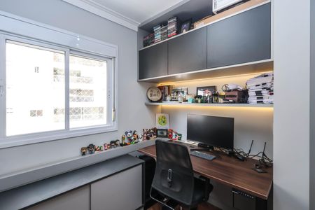 Apartamento à venda com 122m², 3 quartos e 2 vagasSuíte 2