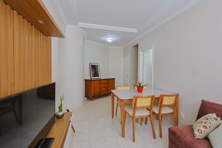 Apartamento à venda com 130m², 3 quartos e 2 vagasSala