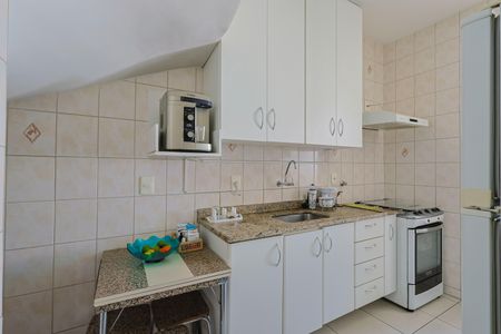 Apartamento à venda com 130m², 3 quartos e 2 vagasCozinha