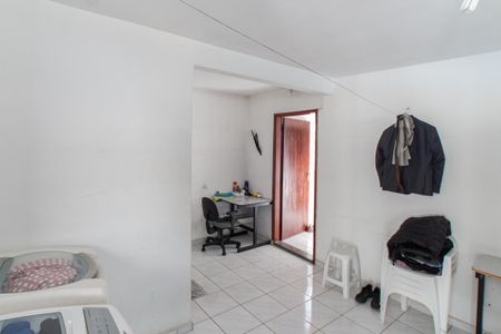 Casa à venda com 209m², 3 quartos e 2 vagas Casa à venda com 209m², 3 quartos e 2 vagasQuarto de Serviço