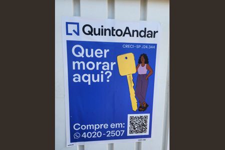 Casa à venda com 209m², 3 quartos e 2 vagas Casa à venda com 209m², 3 quartos e 2 vagasPlaca