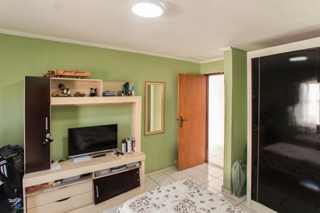 Casa à venda com 209m², 3 quartos e 2 vagas Casa à venda com 209m², 3 quartos e 2 vagasQuarto 2