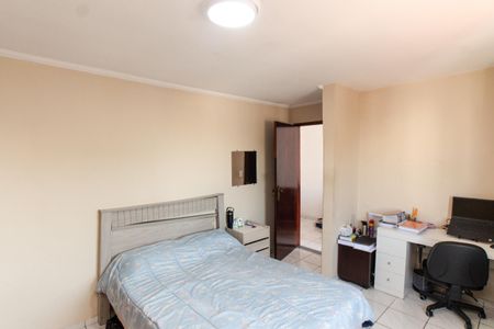 Casa à venda com 209m², 3 quartos e 2 vagas Casa à venda com 209m², 3 quartos e 2 vagasQuarto 3