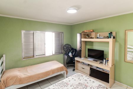 Casa à venda com 209m², 3 quartos e 2 vagas Casa à venda com 209m², 3 quartos e 2 vagasQuarto 2