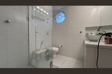 Apartamento à venda com 97m², 2 quartos e 1 vagaBanheiro