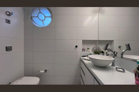 Apartamento à venda com 97m², 2 quartos e 1 vagaBanheiro