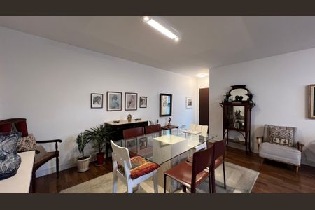 Apartamento à venda com 97m², 2 quartos e 1 vagaSala de Jantar