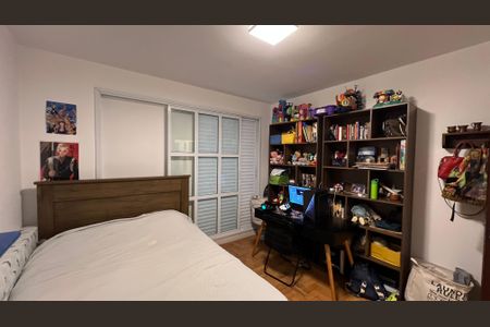 Apartamento à venda com 97m², 2 quartos e 1 vagaQuarto 2