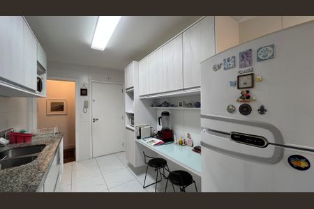 Apartamento à venda com 97m², 2 quartos e 1 vagaCozinha