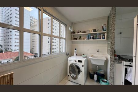 Apartamento à venda com 97m², 2 quartos e 1 vagaÁrea de Serviço