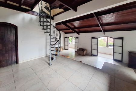 Casa de condomínio à venda com 400m², 7 quartos e 3 vagasSala
