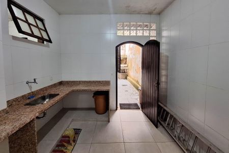 Casa de condomínio à venda com 400m², 7 quartos e 3 vagasÁrea de Serviço