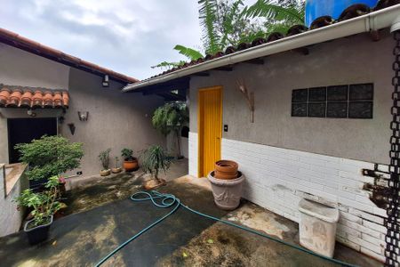 Casa de condomínio à venda com 400m², 7 quartos e 3 vagasQuintal
