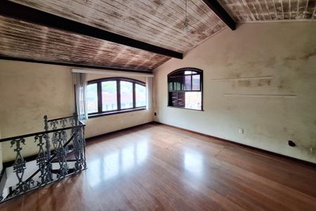 Casa de condomínio à venda com 400m², 7 quartos e 3 vagasSala 2