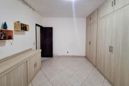 Casa de condomínio à venda com 400m², 7 quartos e 3 vagasQuarto 2