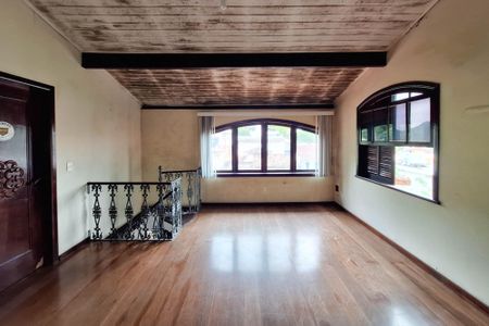 Casa de condomínio à venda com 400m², 7 quartos e 3 vagasSala 2