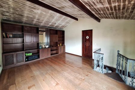 Casa de condomínio à venda com 400m², 7 quartos e 3 vagasSala 2