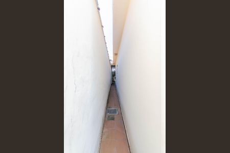 Casa à venda com 213m², 2 quartos e 2 vagasCorredor