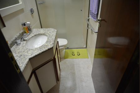 Apartamento à venda com 103m², 3 quartos e 2 vagasBanheiro Social