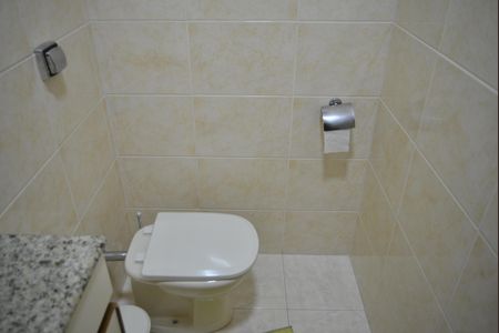 Apartamento à venda com 103m², 3 quartos e 2 vagasBanheiro Social