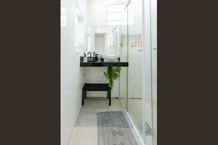 Apartamento à venda com 49m², 2 quartos e 1 vaga Apartamento à venda com 49m², 2 quartos e 1 vagaBanheiro