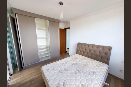 Apartamento à venda com 194m², 2 quartos e 4 vagas Apartamento à venda com 194m², 2 quartos e 4 vagasQuarto
