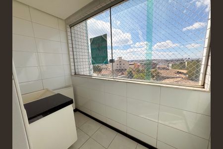 Apartamento à venda com 194m², 2 quartos e 4 vagas Apartamento à venda com 194m², 2 quartos e 4 vagasÁrea de Serviço
