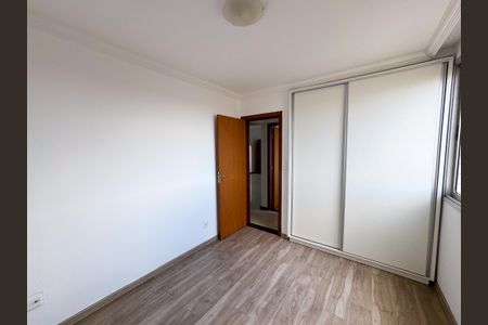 Apartamento à venda com 194m², 2 quartos e 4 vagas Apartamento à venda com 194m², 2 quartos e 4 vagasQuarto 2
