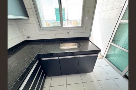 Apartamento à venda com 194m², 2 quartos e 4 vagas Apartamento à venda com 194m², 2 quartos e 4 vagasCozinha