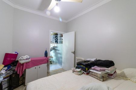 Casa à venda com 343m², 5 quartos e 4 vagasQuarto de Serviço