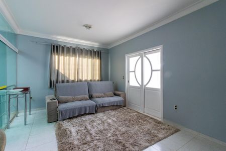 Casa à venda com 343m², 5 quartos e 4 vagasSala 2